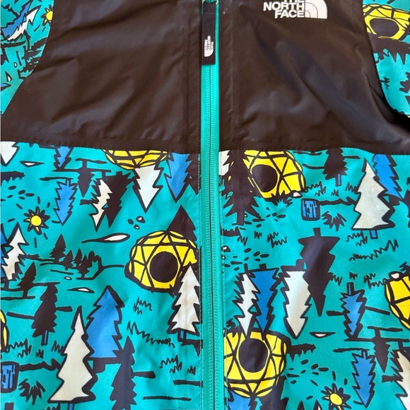 NORTHFACE Rain jacket - Picture 3 of 8